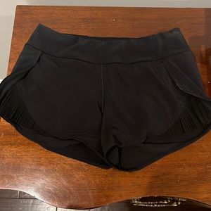 Lululemon Play off the Pleats Shorts